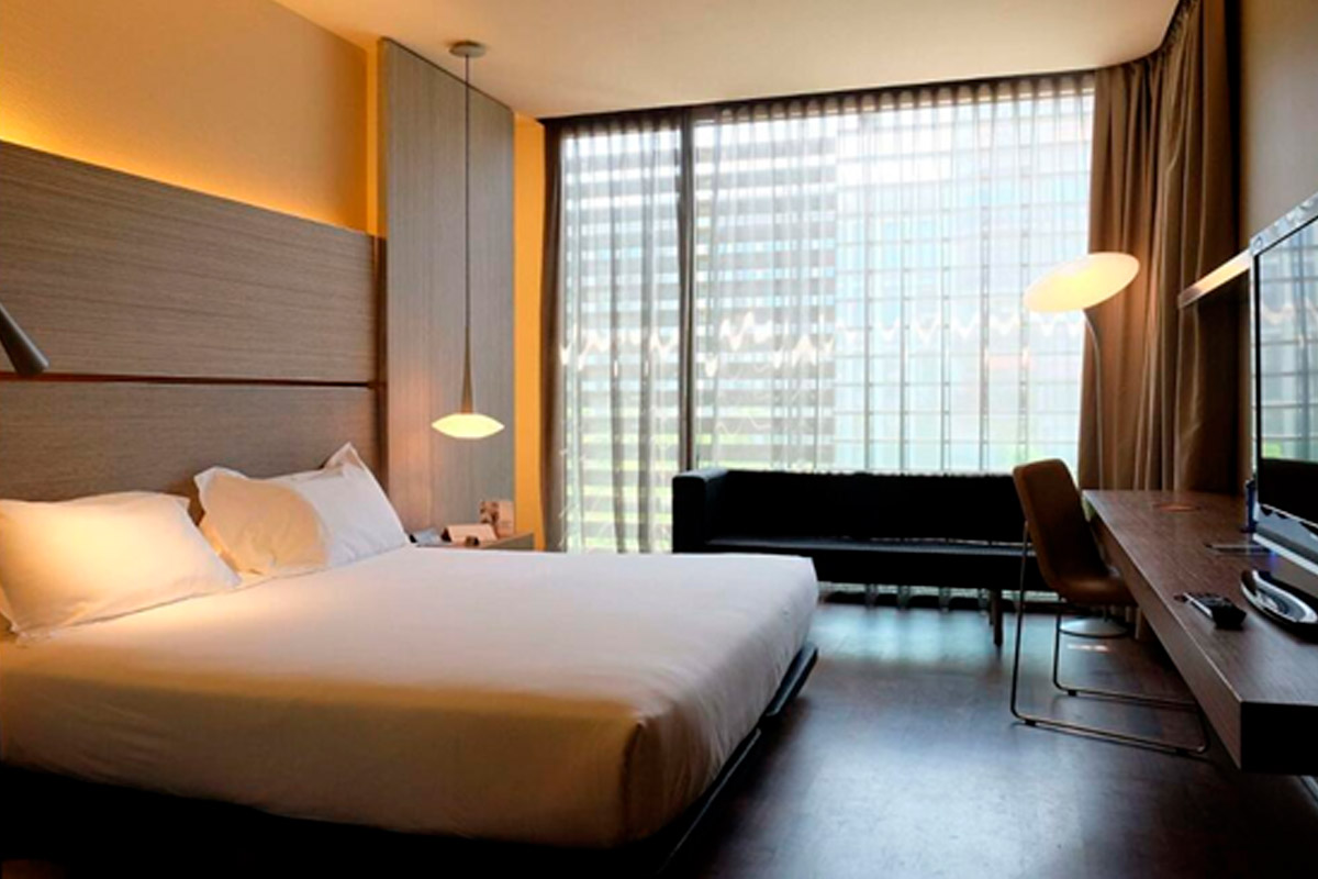 Hotel B